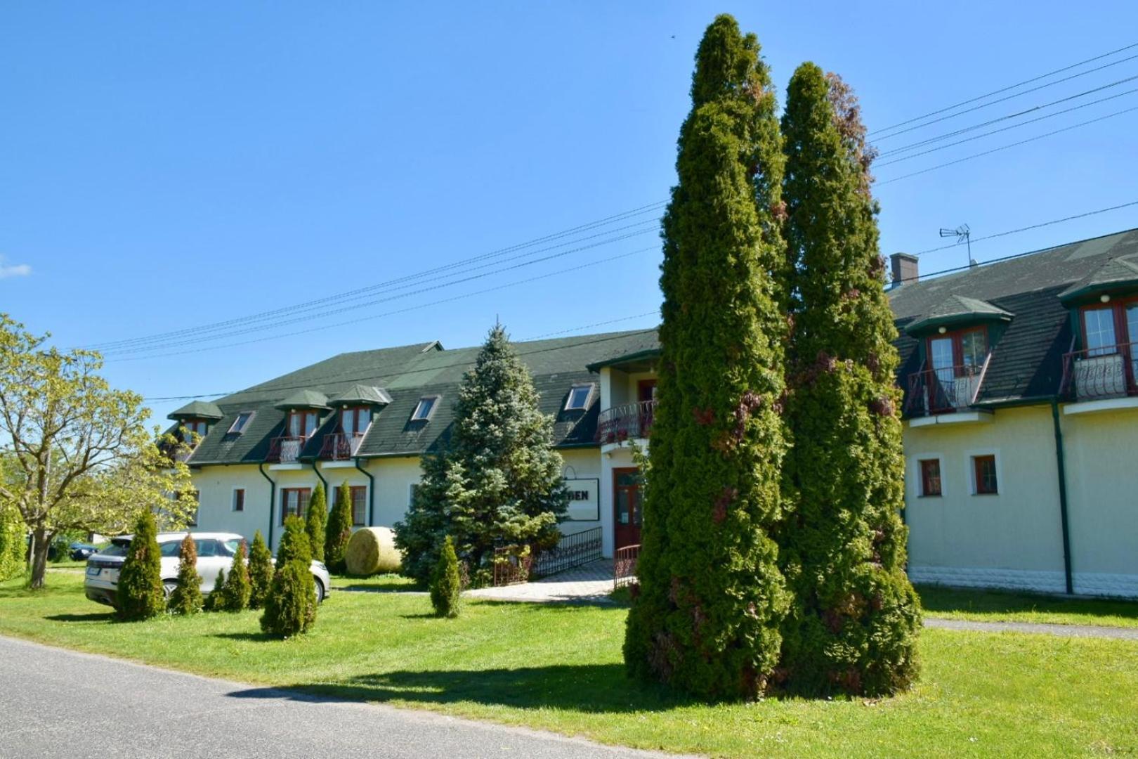 Eden Panzio Buk Exterior foto